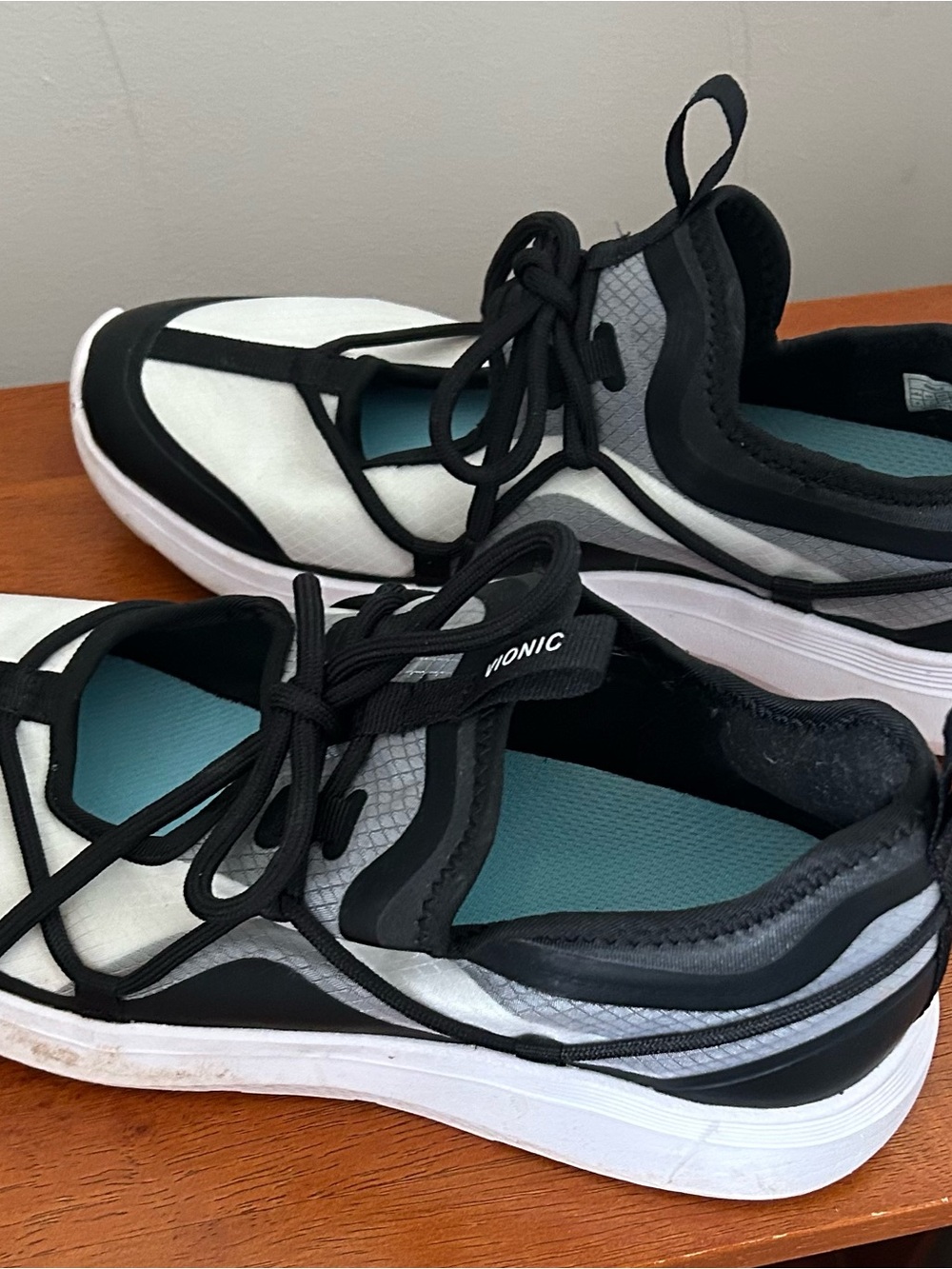 Vionic Women’s Black and White Lace-Up Sneakers with Teal Insole